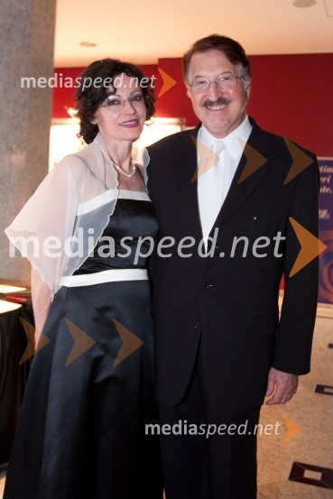 	Dr. Krešo Puharič, lionist in soproga Nada21. Veliki Rotarijski ples