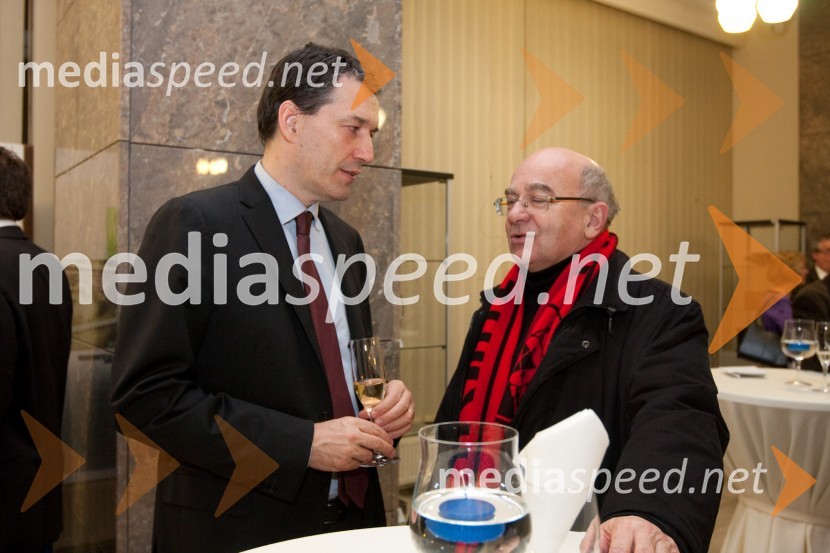 Matija Šenk, predsednik uprave KD Življenje zavarovalnica d.d. in Mitja Rotovnik, direktor Cankarjevega domaOdprtje novega studia 26 Radia Slovenija