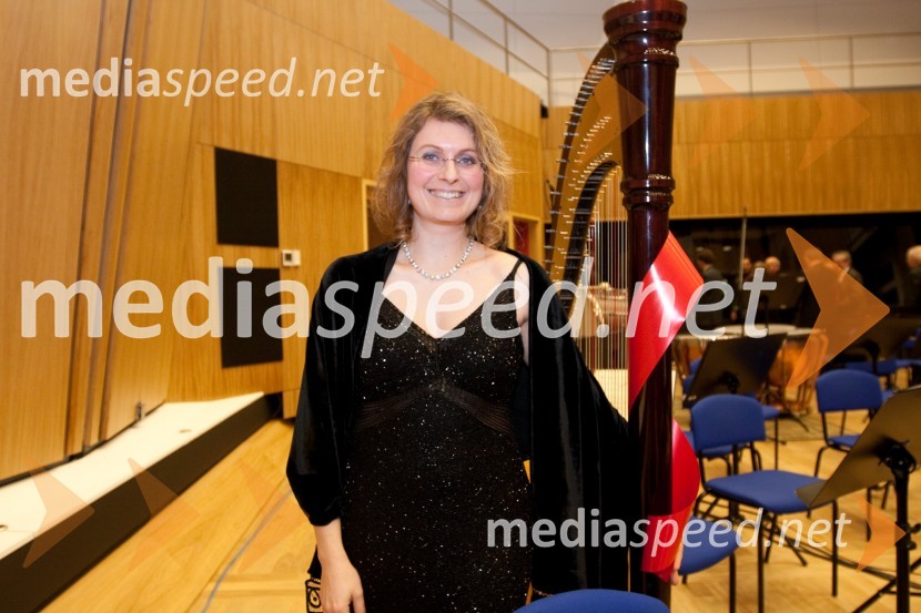 Sofija Ristič, harfistkaOdprtje novega studia 26 Radia Slovenija