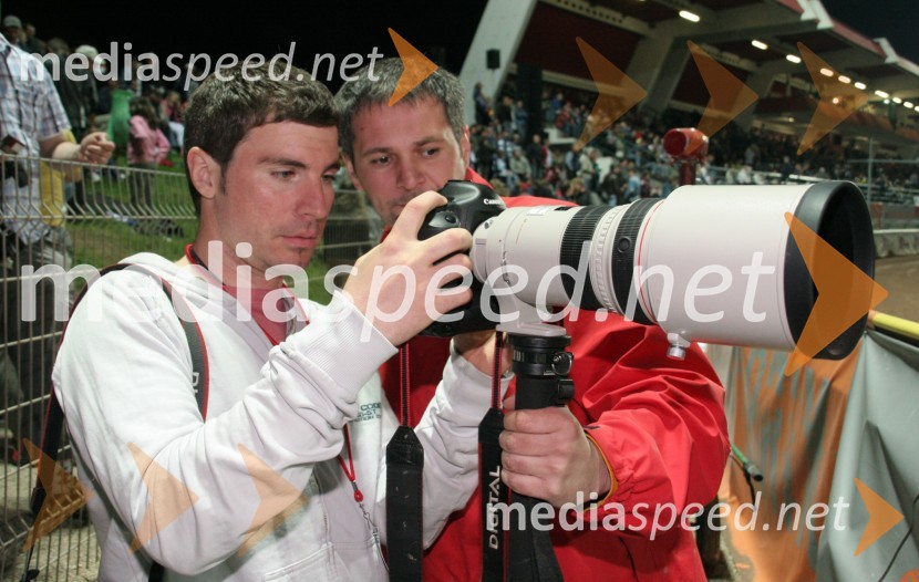 Fotografa ... in Simon SintičSPEEDWAY GRAND PRIX, VN Slovenije 2006, RAZNO