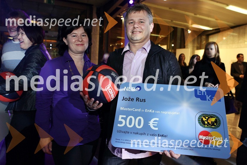 ... in Jože Rus, nagrajenecMasterCard in EnKa nagrajujeta, zaključek nagradne igre