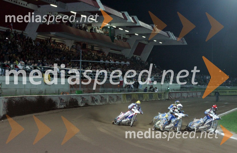 Jason Crump (Avstralija), Andreas Jonsson (Švedska), Bjarne Pedersen (Danska) in Tomasz Gollob (Poljska)SPEEDWAY GRAND PRIX, VN Slovenije 2006, dirka