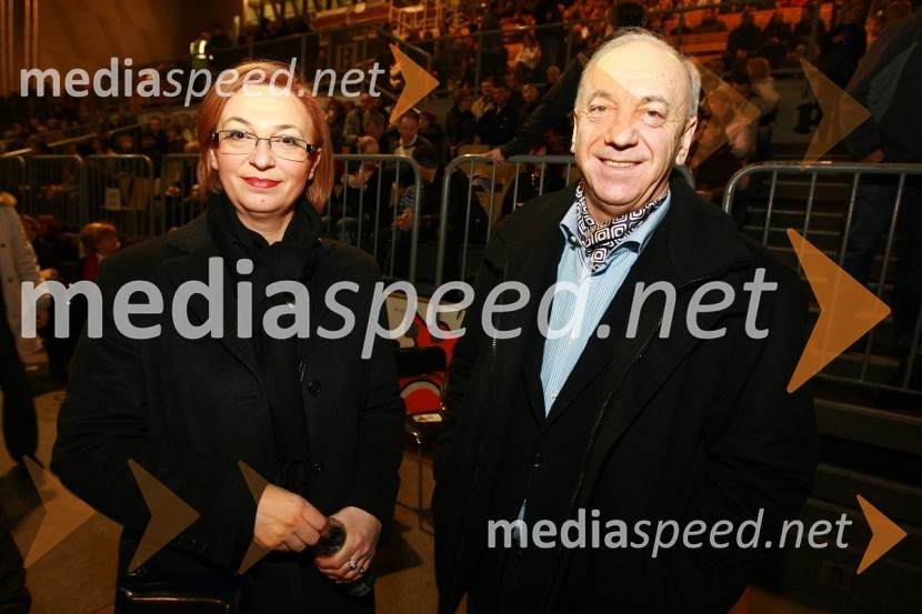 Mirjana Koren, direktorica Pokrajinskega muzeja Maribor in Janez Ujčič, generalni direktor RTS in mestni svetnik MOMOliver Dragojevič in Gibonni, koncert