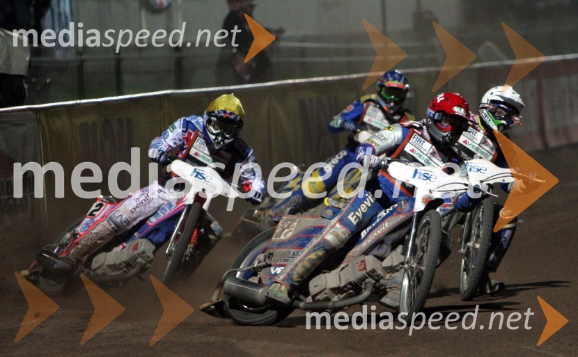 Jason Crump (Avstralija) in Tomasz Gollob (Poljska)SPEEDWAY GRAND PRIX, VN Slovenije 2006, dirka
