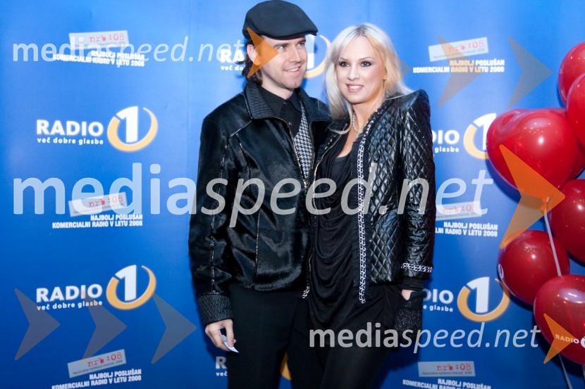 Maja Rejec, manekenka s spremljevalcemValentinovo, premiera filma