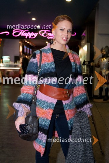 Manja Plešnar, novinarka, pevkaValentinovo, premiera filma