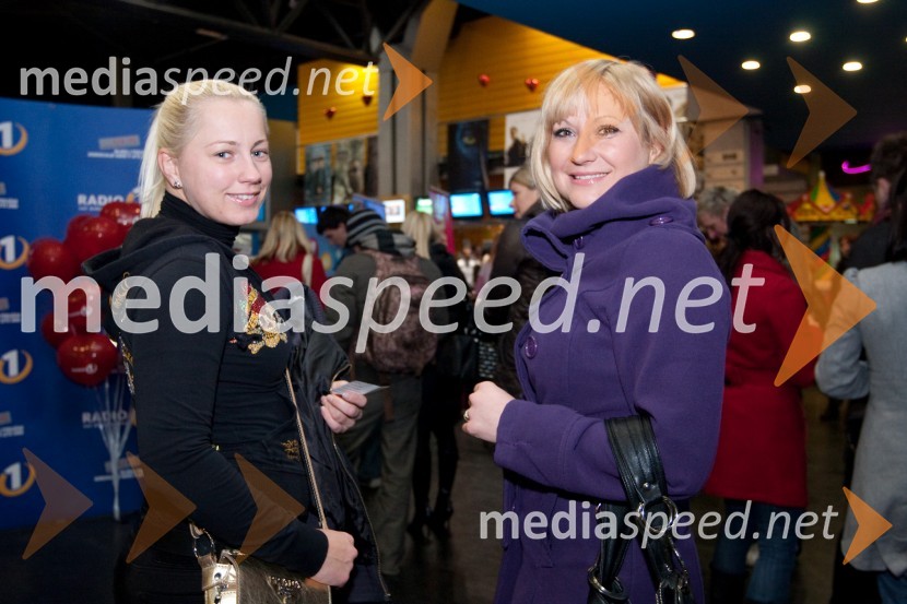 Biljana Kuzmanovič, tekmovalka resničnostnega šova Kmetija in Tina Hižar, novinarkaValentinovo, premiera filma