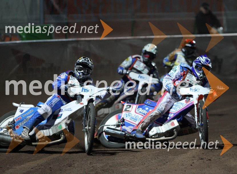 Nicki Pedersen (Danska) in Jason Crump (Avstralija)SPEEDWAY GRAND PRIX, VN Slovenije 2006, dirka