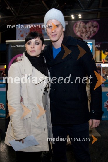 Ana Klašnja, baletna plesalka in Lukas Zuschlag, baletni plesalecValentinovo, premiera filma