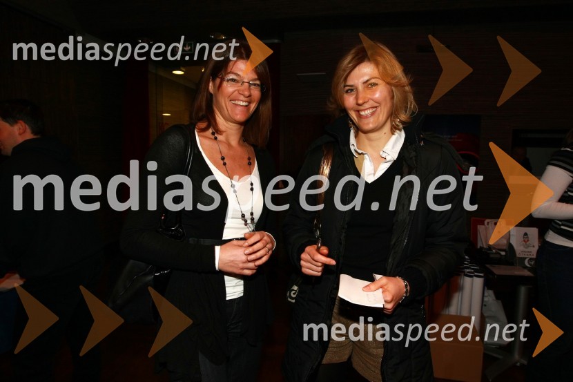 Maja Roš, novinarka Pop TV in ...Tomaž Humar: Ni nemogočih poti, novinarska konferenca ob drugi dopolnjeni izdaji