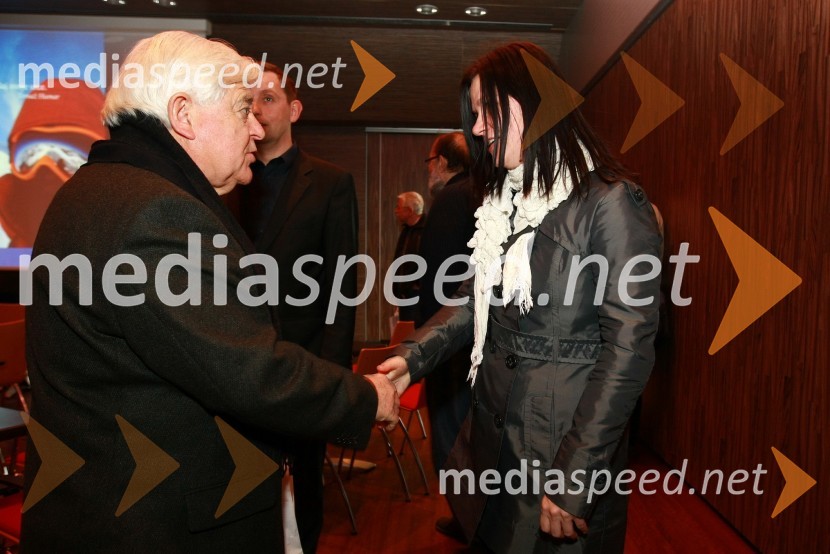 Milan Kučan, nekdanji predsednik Republike Slovenije ter ...Tomaž Humar: Ni nemogočih poti, novinarska konferenca ob drugi dopolnjeni izdaji