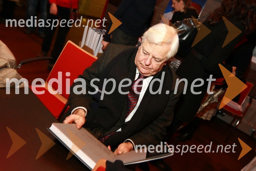 Milan Kučan, nekdanji predsednik Republike SlovenijeTomaž Humar: Ni nemogočih poti, novinarska konferenca ob drugi dopolnjeni izdaji