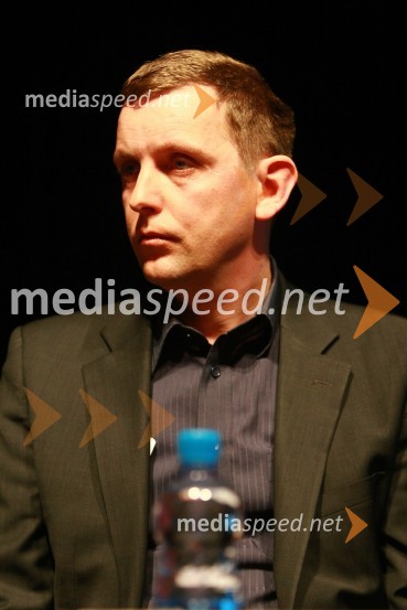 Marjan Humar, brat Tomaža HumarjaTomaž Humar: Ni nemogočih poti, novinarska konferenca ob drugi dopolnjeni izdaji