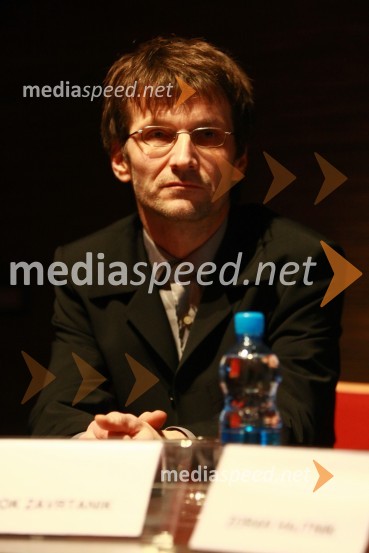 Rok Zavrtanik, direktor založbe SanjeTomaž Humar: Ni nemogočih poti, novinarska konferenca ob drugi dopolnjeni izdaji