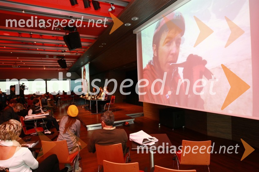 Tomaž Humar: Ni nemogočih poti, novinarska konferenca ob drugi dopolnjeni izdaji knjigeTomaž Humar: Ni nemogočih poti, novinarska konferenca ob drugi dopolnjeni izdaji