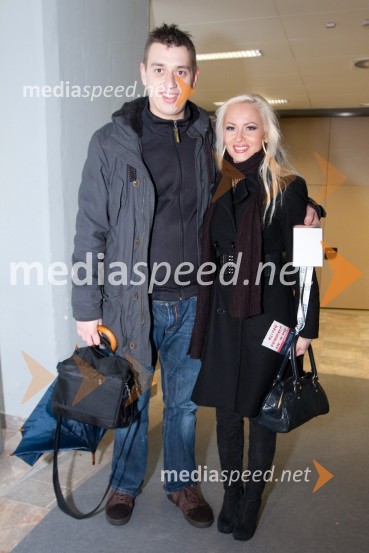 Rok Trkaj, raper in dekle Doroteja Premužič, playboyeva zajčicaEMA 2010, predizbor