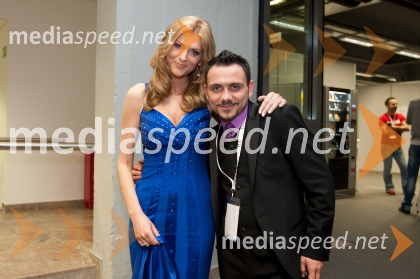 Manca Špik, pevka in Jože Kontrec, član skupine LangaEMA 2010, predizbor