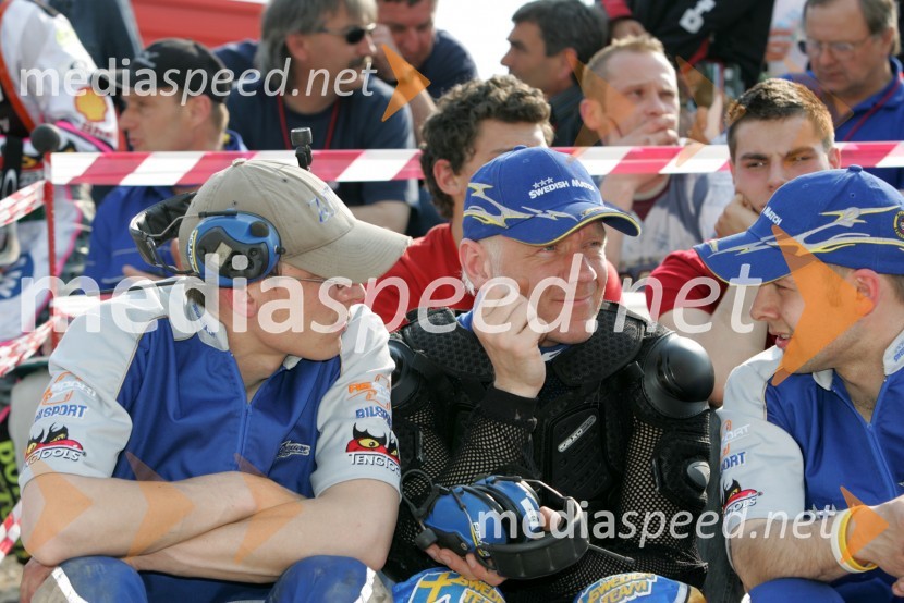 Tony Rickardsson (Švedska), na srediniSPEEDWAY GRAND PRIX, VN Slovenije 2006, trening