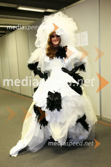 Rebeka Dremelj, pevkaEMA 2010, predizbor