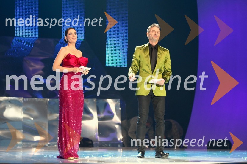 Bernarda Žarn in Ivo Kores, voditeljaEMA 2010, predizbor