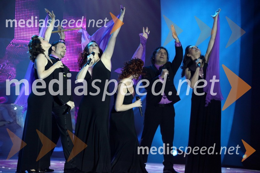 Jože Kontrec in Mišo Kontrec, člana skupine Langa in spremljevalna skupinaEMA 2010, predizbor