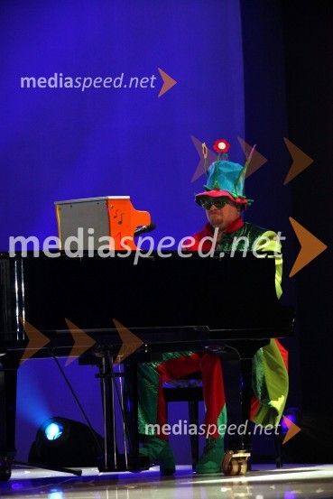 Član skupine Vaso & D PlejbeksEMA 2010, predizbor