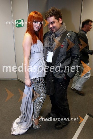 Nina Pušlar, pevka ter Nejc Simšič, novinar in igralecEMA 2010, predizbor