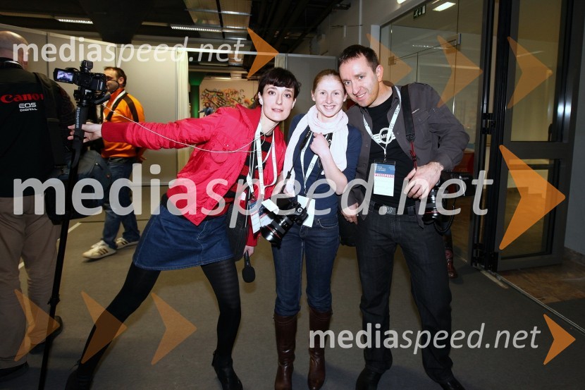 Ana Pertinač, Katja Kodba in Borut Cvetko, MediaspeedEMA 2010, predizbor