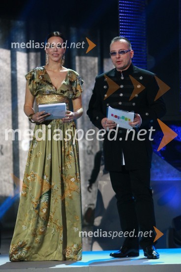 Lorella Flego in Andrea Flego, voditelja finalnega večeraEMA 2010, finale