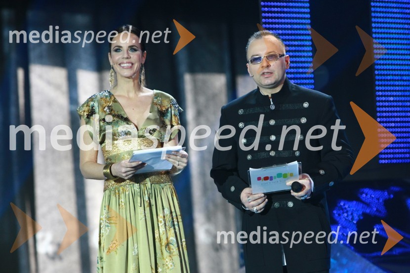 Lorella Flego in Andrea Flego, voditelja finalnega večeraEMA 2010, finale