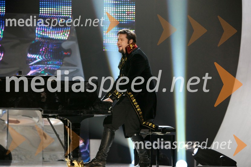 Gal Gjurin, glasbenikEMA 2010, finale