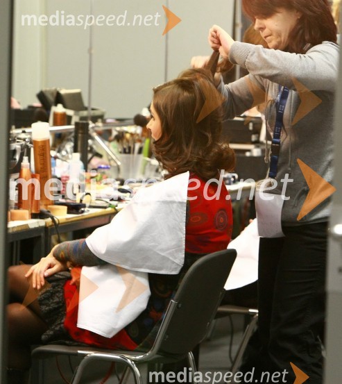 Bernarda Žarn, voditeljicaEMA 2010, finale