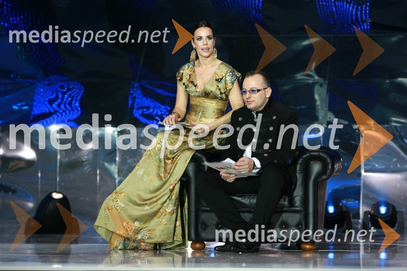 Lorella Flego in Andrea Flego, voditelja finalnega večeraEMA 2010, finale