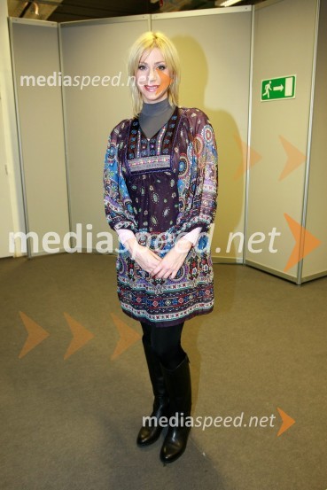 Martina, pevkaEMA 2010, finale