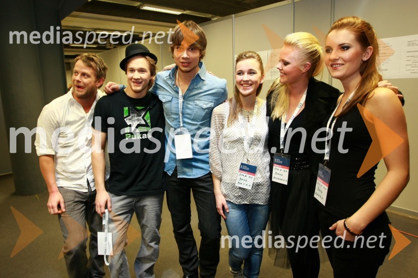 Alexander Rybak, zmagovalec tekmovanja za Pesem Evrovizije 2009 in spremljevalna skupinaEMA 2010, finale