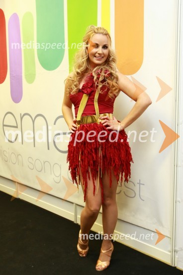 Saša Lendero, pevkaEMA 2010, finale