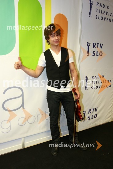 Alexander Rybak, zmagovalec tekmovanja za Pesem Evrovizije 2009EMA 2010, finale