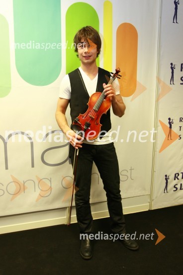 Alexander Rybak, zmagovalec tekmovanja za Pesem Evrovizije 2009EMA 2010, finale
