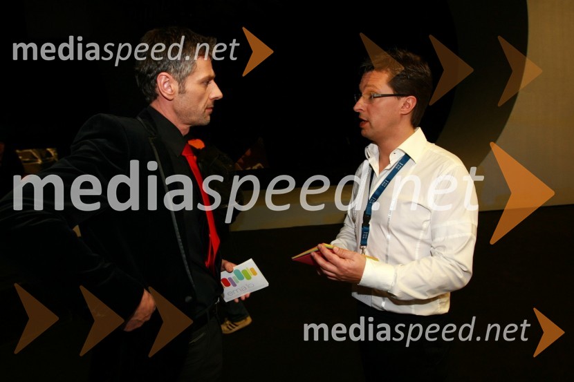 Ivo Kores, voditelj in Andrej Hofer, glasbeni urednik TV SlovenijaEMA 2010, predizbor