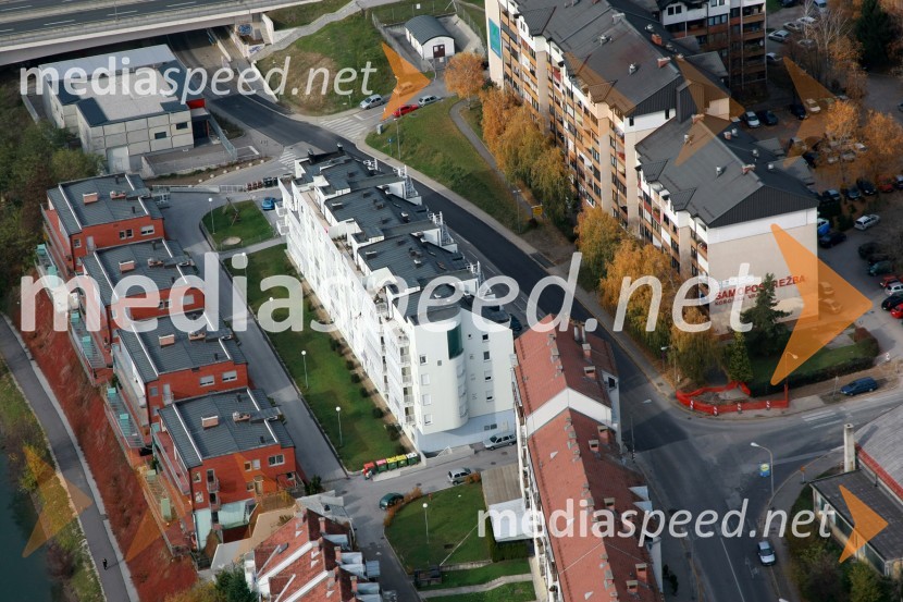 Naselje Dravske terase, naselje Koroška vrata MariborSlovenija iz zraka