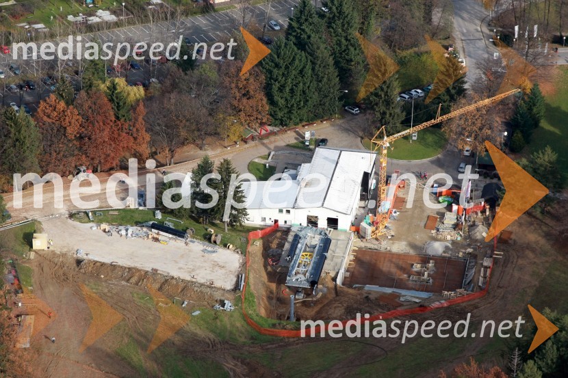 Gradnja spodnje postaje Pohorske vzpenjačeSlovenija iz zraka