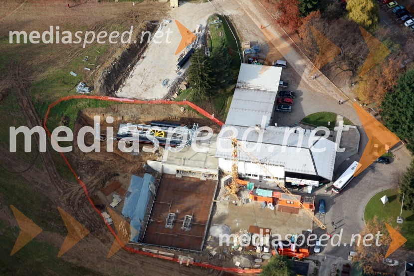 Gradnja spodnje postaje Pohorske vzpenjačeSlovenija iz zraka