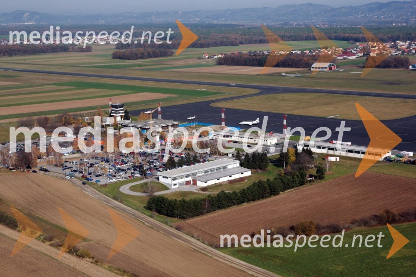 Sejem rabljenih avtomobilov, Letališče Edvarda Rusjana MariborSlovenija iz zraka