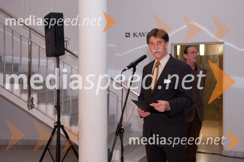 	Jožko Čuk, direktor Slovenskega narodnega gledališča (SNG) Nova GoricaStriček Vanja, premiera v SNG Nova Gorica