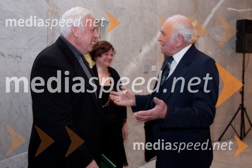 Jernej Novak, dramaturg, Martina Mrhar, dramaturginja in Tone Šolar, igralecStriček Vanja, premiera v SNG Nova Gorica