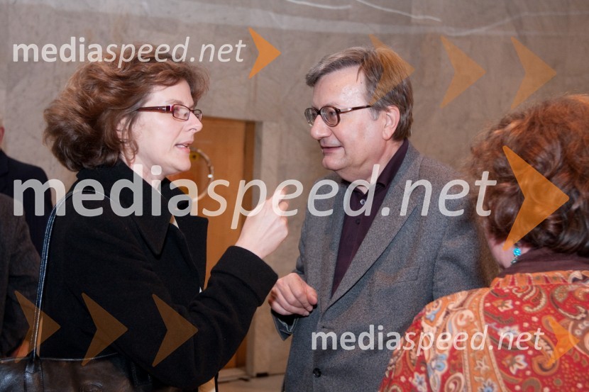 Tea Rogelj, dramaturginja in Slavko Pezdir, novinarStriček Vanja, premiera v SNG Nova Gorica