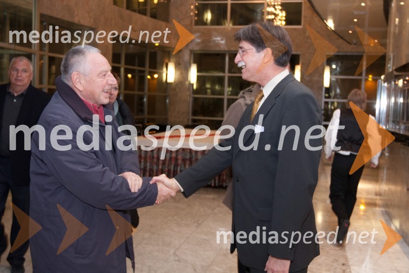 Dušan Jovanovič, režiser in Jožko Čuk, direktor Slovenskega narodnega gledališča (SNG) Nova GoricaStriček Vanja, premiera v SNG Nova Gorica