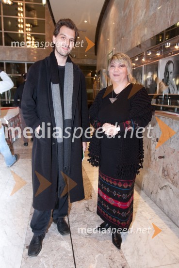 Gregor Butala, selektor Borštnikovega srečanja in Ira Ratej, umetniški vodja SNG Nova GoricaStriček Vanja, premiera v SNG Nova Gorica