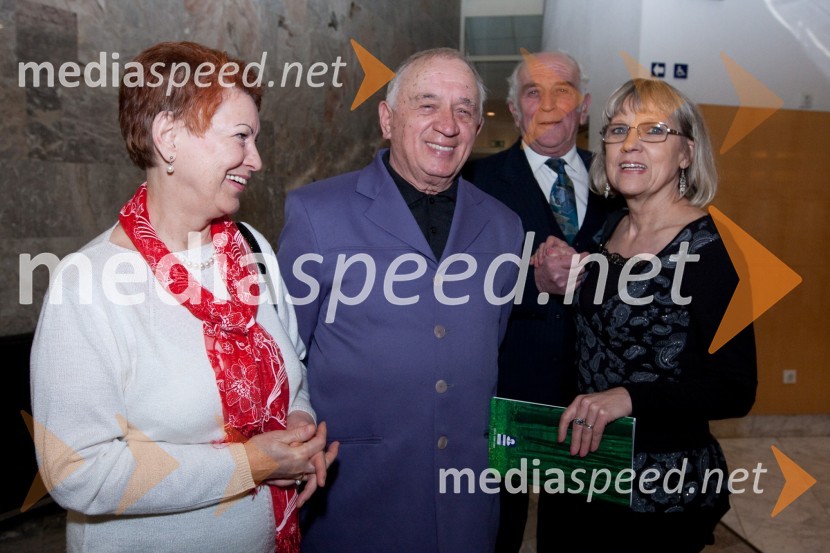 Marija Jelačin, igralka, Andrej Jelačin, igralec, Tone Šolar, igralec in Minu Kjuder, igralka in dobitnica Borštnikovega prstana 2009Striček Vanja, premiera v SNG Nova Gorica