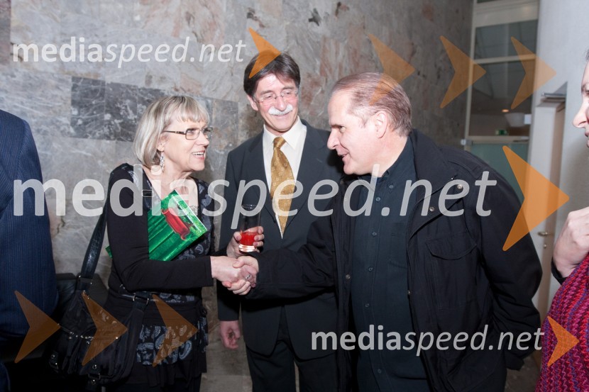 	Minu Kjuder, igralka in dobitnica Borštnikovega prstana 2009, Jožko Čuk, direktor Slovenskega narodnega gledališča (SNG) Nova Gorica in Milan Vodopivec, igralecStriček Vanja, premiera v SNG Nova Gorica